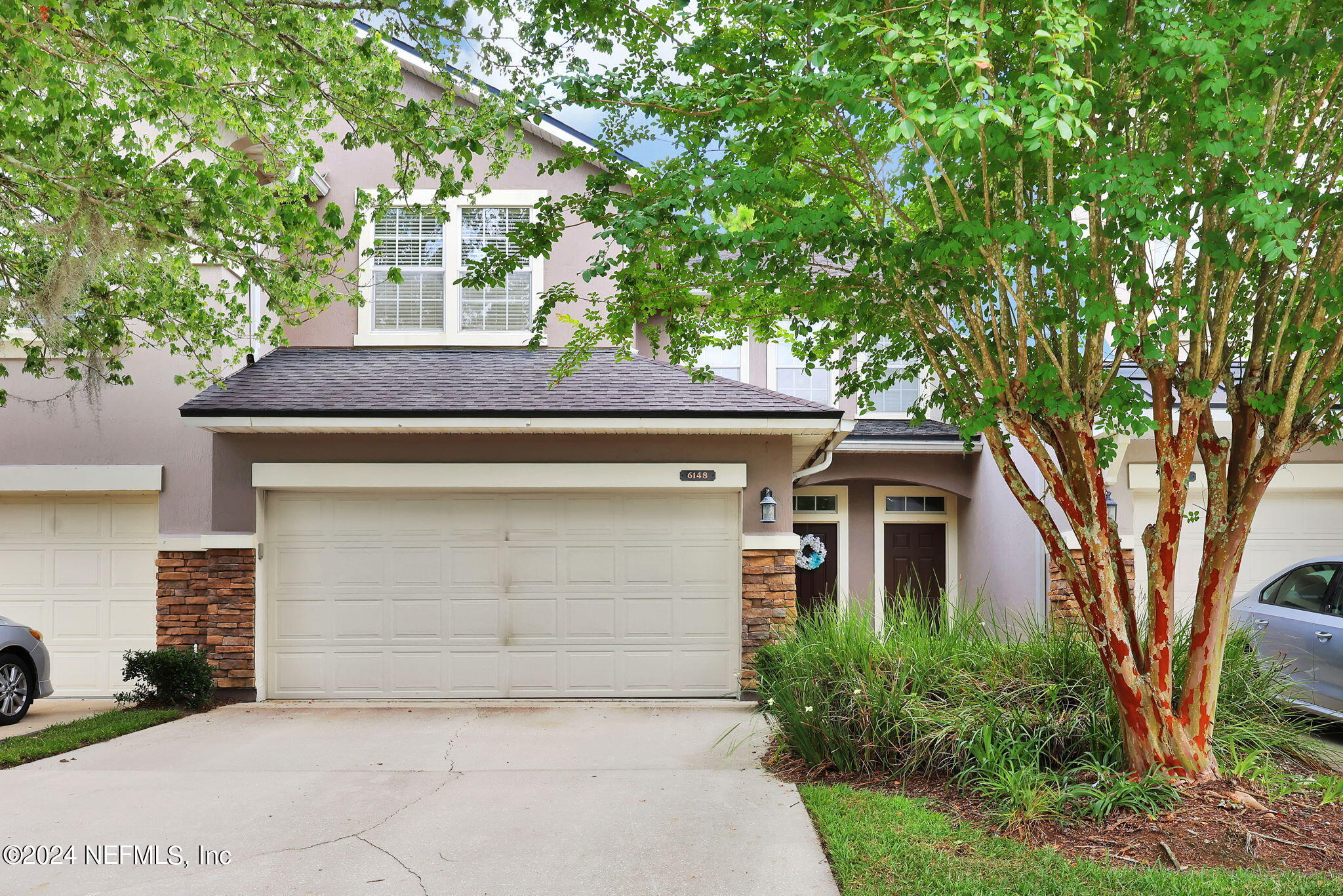 Photo 5 of 45 of 6148 BARTRAM VILLAGE Drive townhome