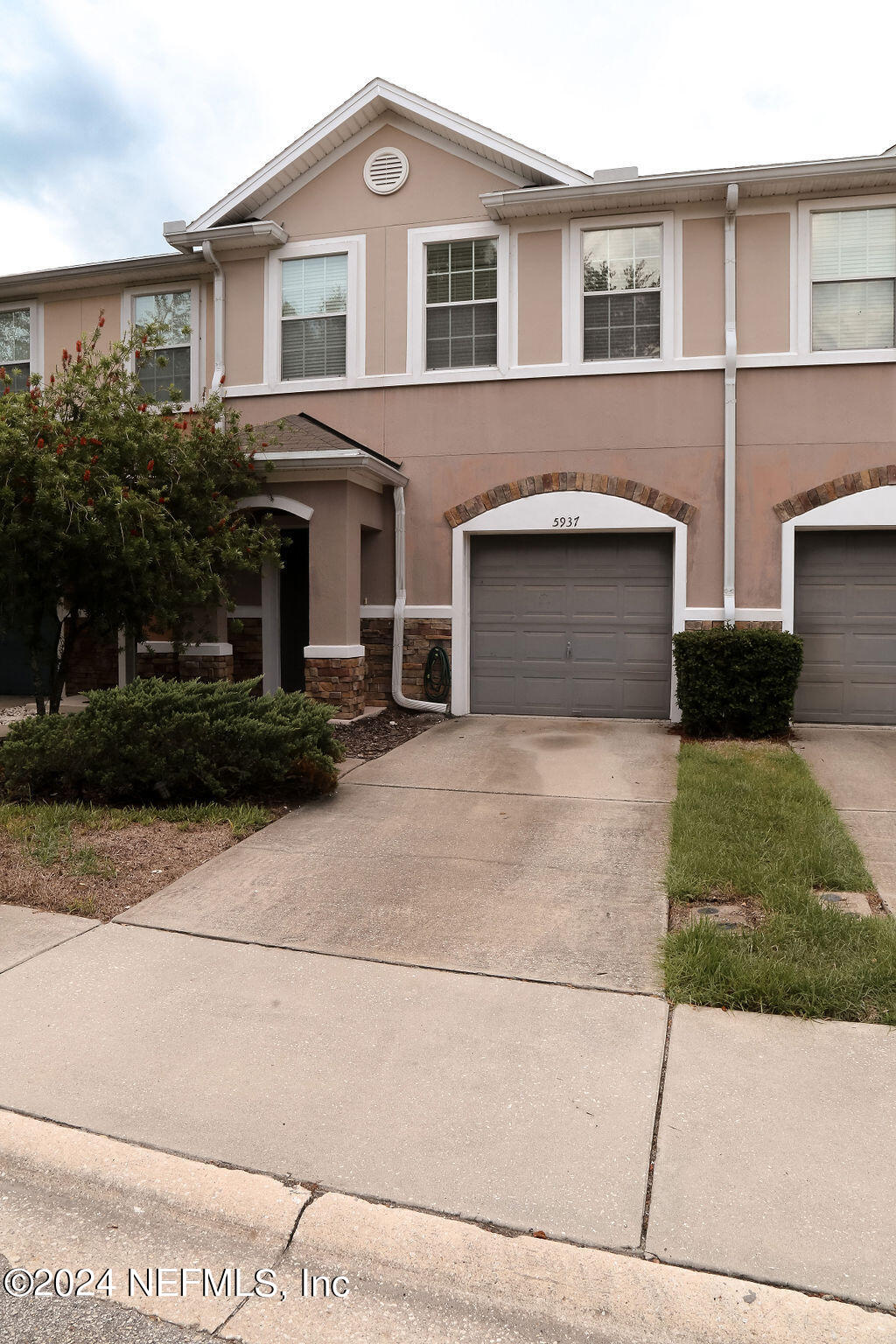 Photo 1 of 40 of 5937 PAVILION Drive townhome