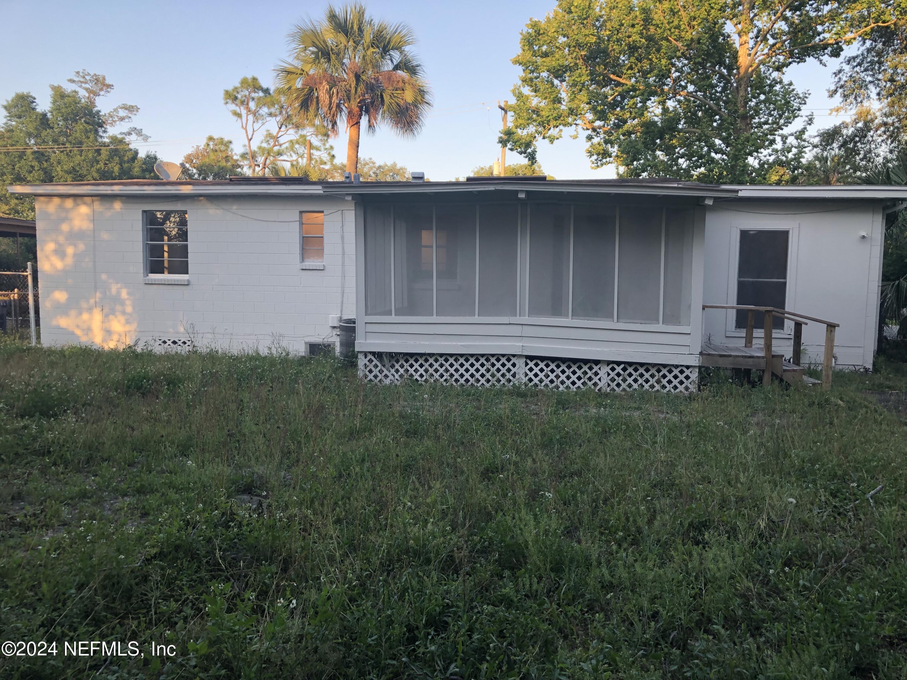 Photo 20 of 21 of 2718 CHARBRAY Drive house