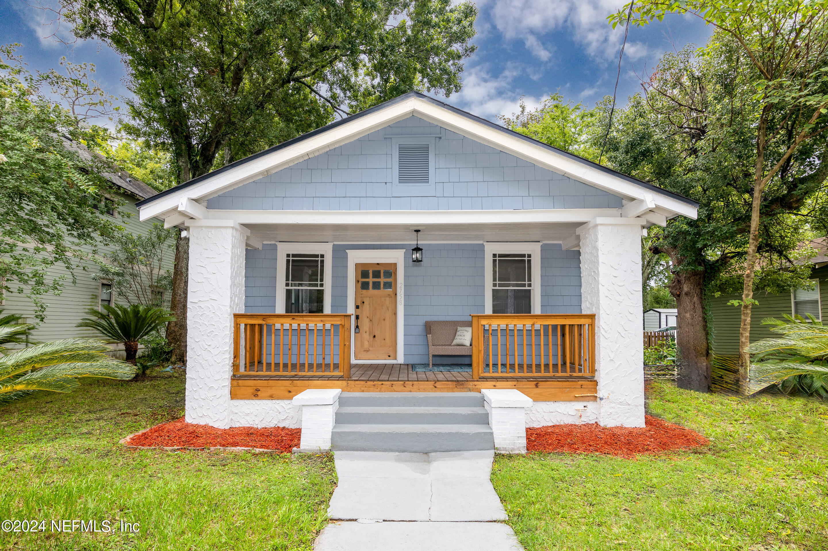 Photo 1 of 33 of 2758 COLLEGE Street house