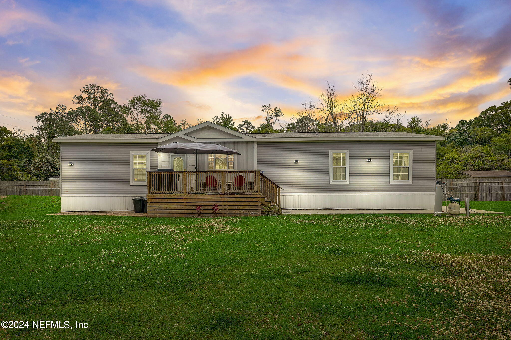 Photo 35 of 39 of 8009 SHRIKE Avenue mobile home