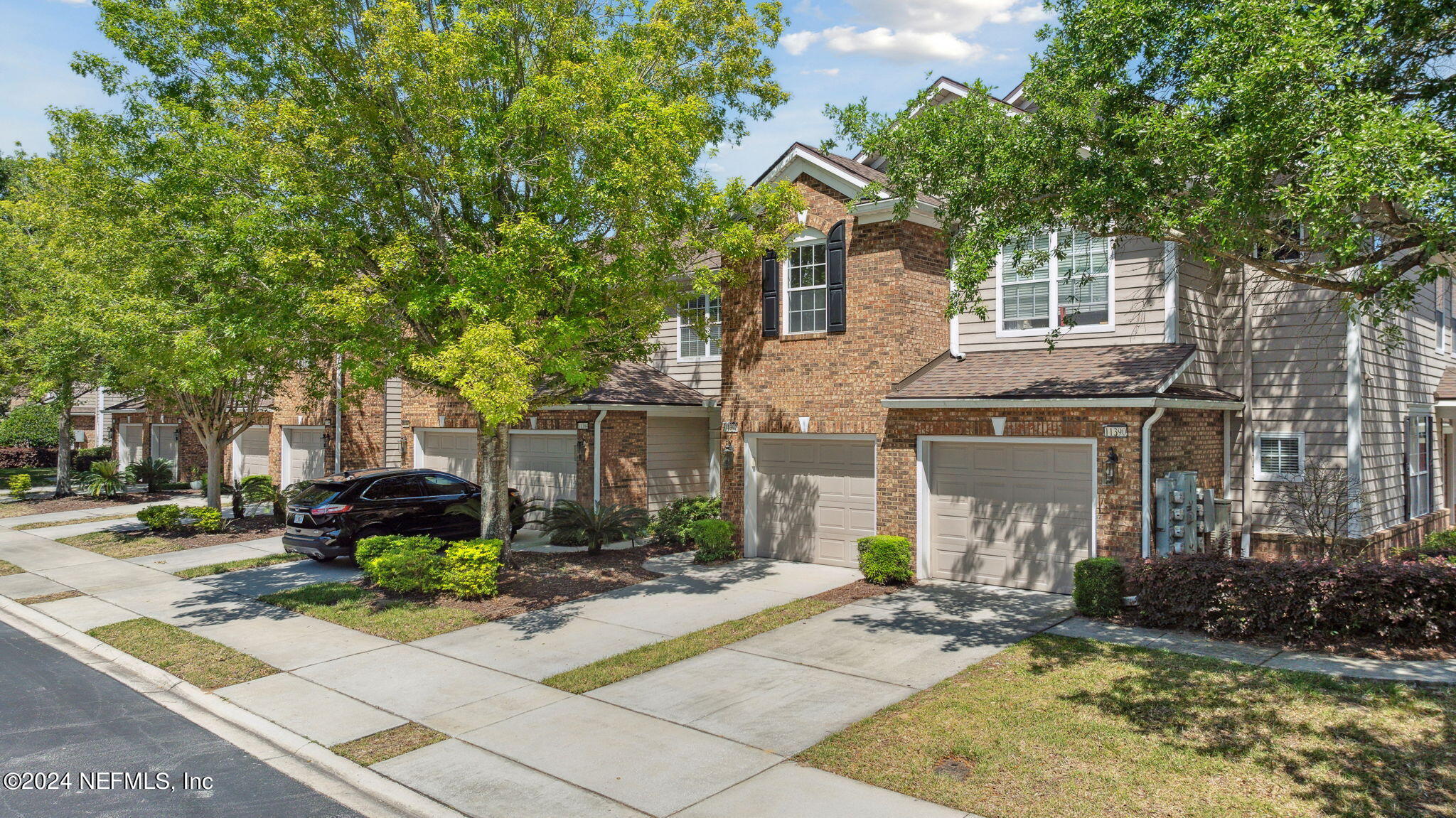 Photo 40 of 58 of 11392 CAMPFIELD Circle townhome