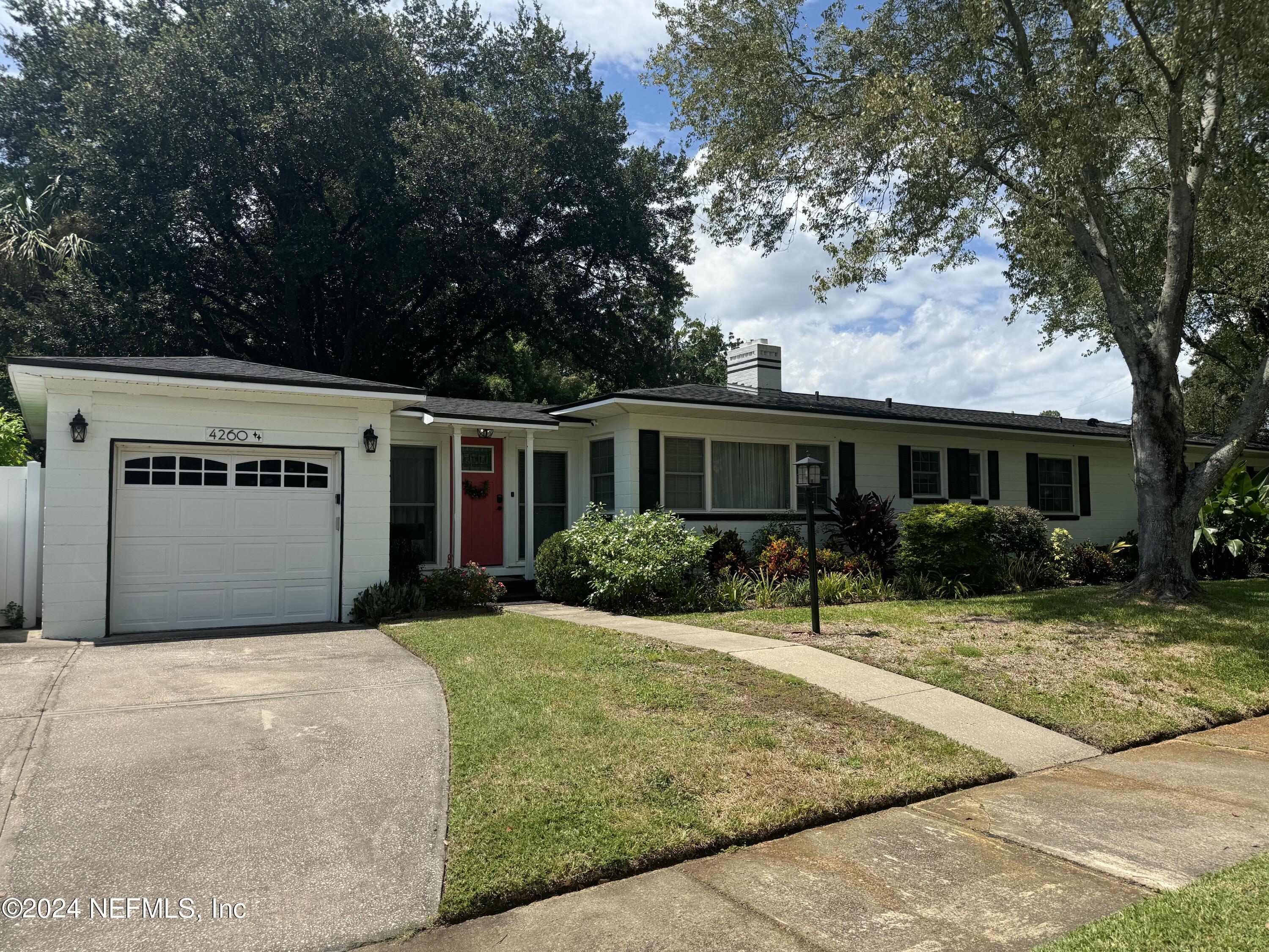 Photo 1 of 1 of 4260 ROMA Boulevard house