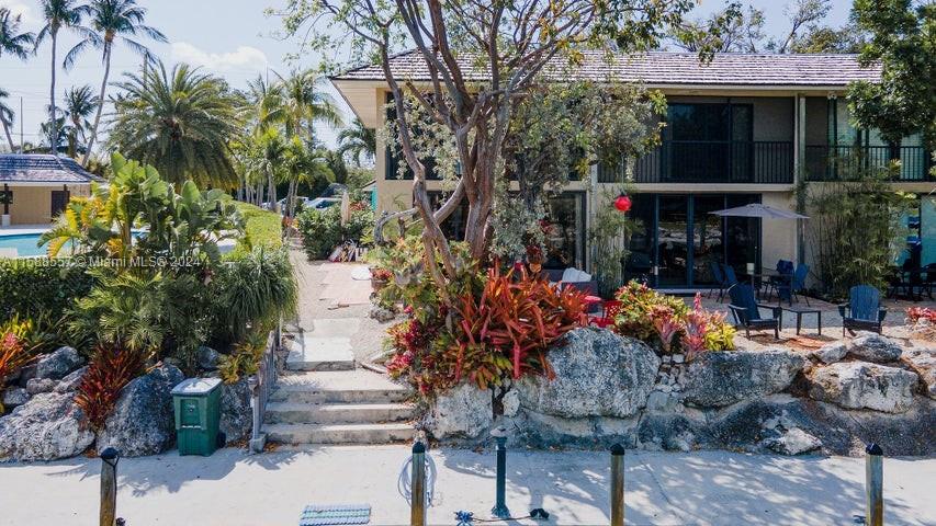 Photo 2 of 33 of 96000 Overseas Highway A9 townhome