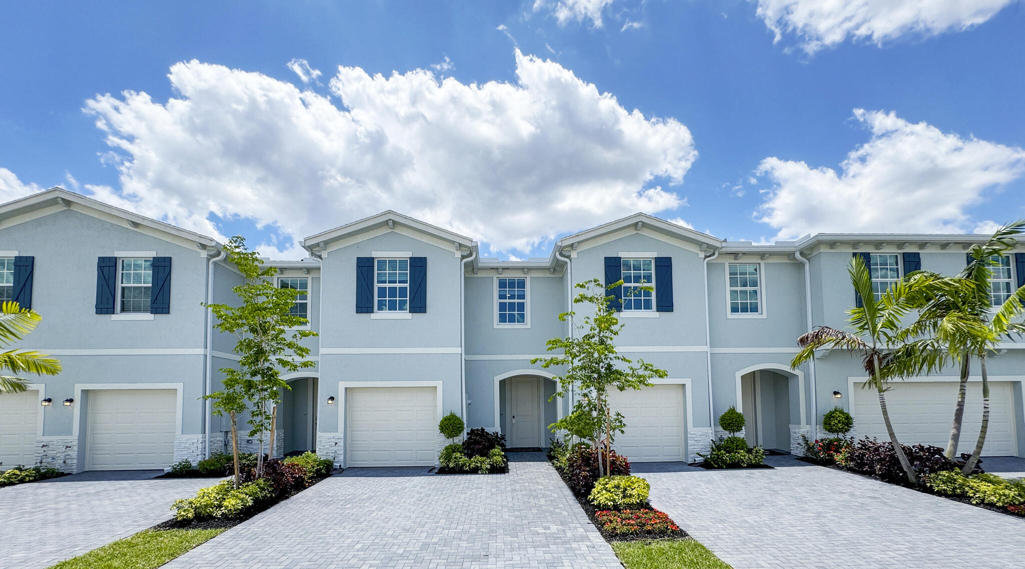 Photo 1 of 16 of 4368 Hammock Grove Drive townhome