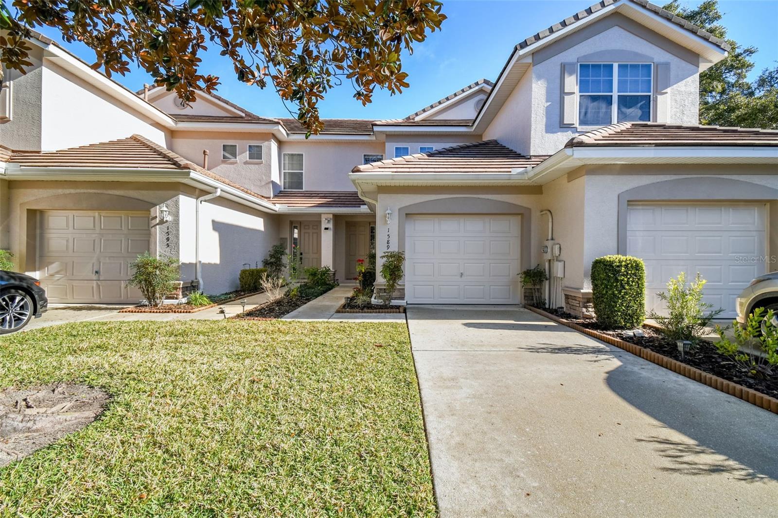 Photo 1 of 68 of 1589 W SWEET OAKS COURT townhome