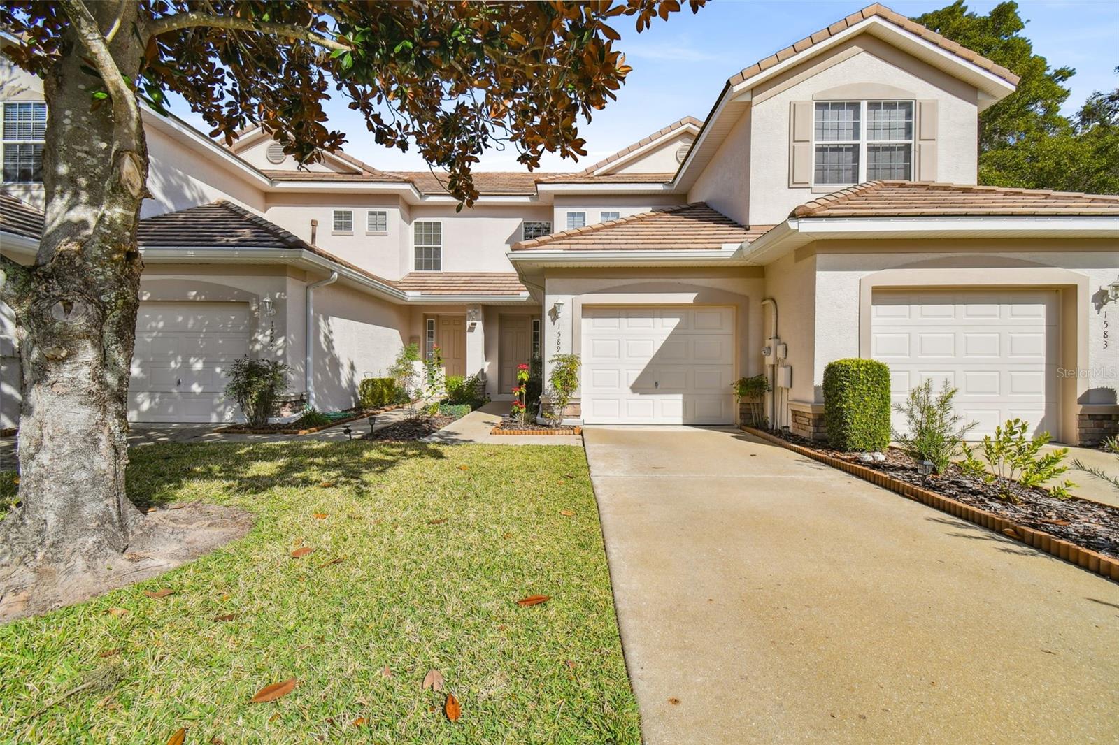 Photo 6 of 68 of 1589 W SWEET OAKS COURT townhome