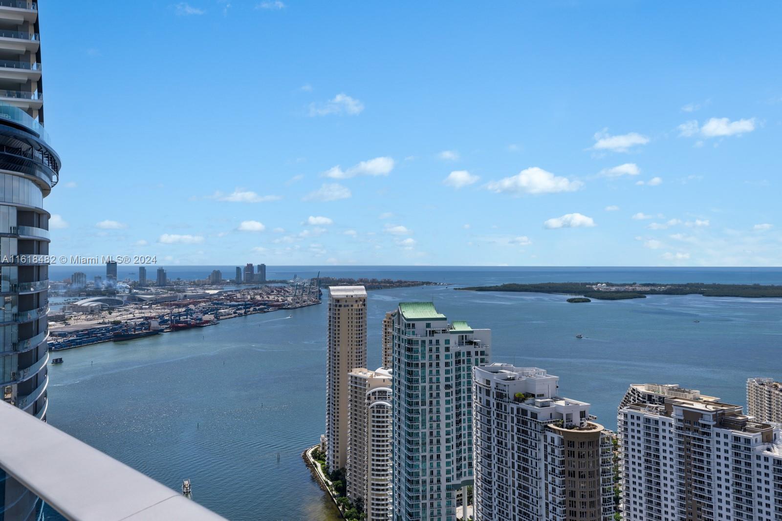 Photo 5 of 45 of 200 Biscayne Boulevard Way PH5404 condo