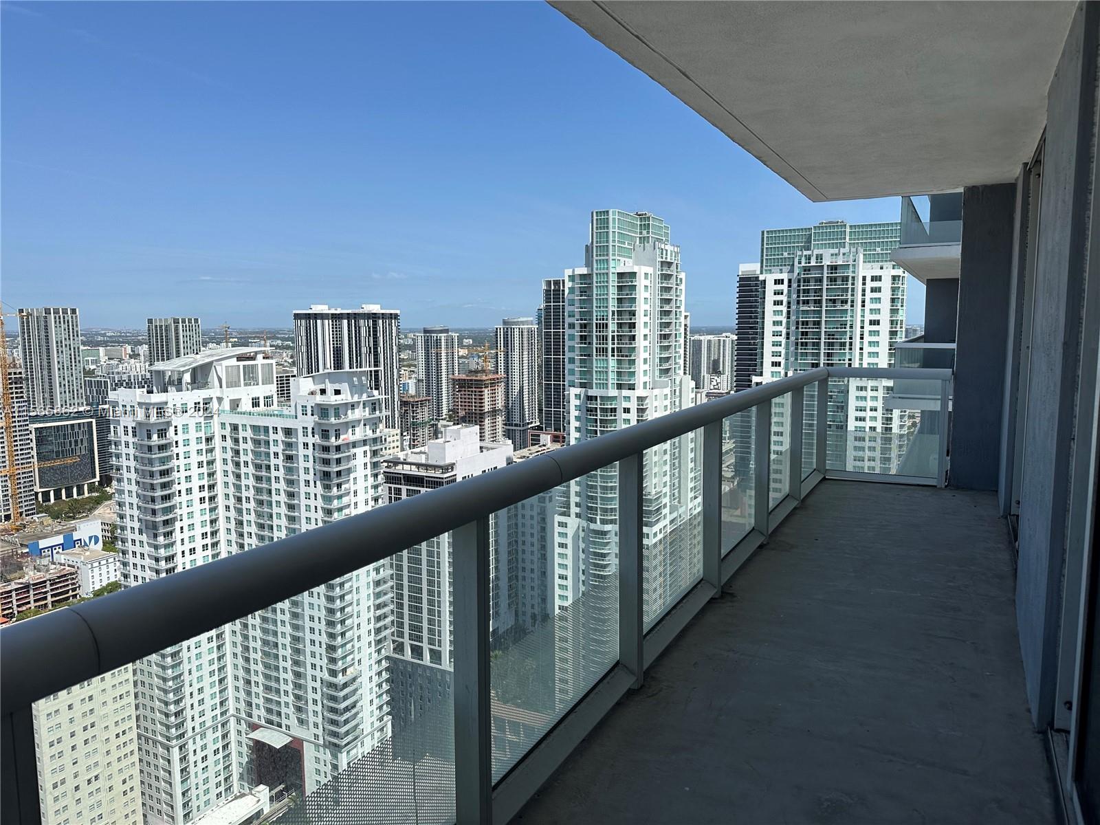 Photo 6 of 18 of 50 Biscayne Blvd 4807 condo