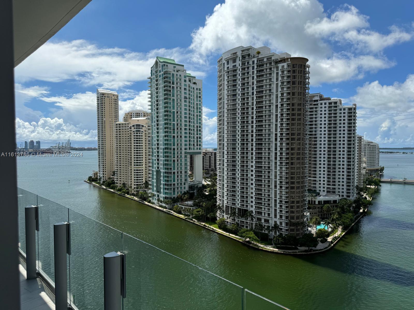 Photo 1 of 22 of 300 Biscayne Blvd Way 1805 condo