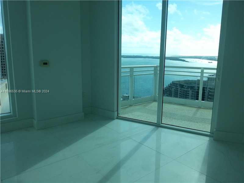 Photo 6 of 12 of 900 Brickell Key Blvd 2803 condo