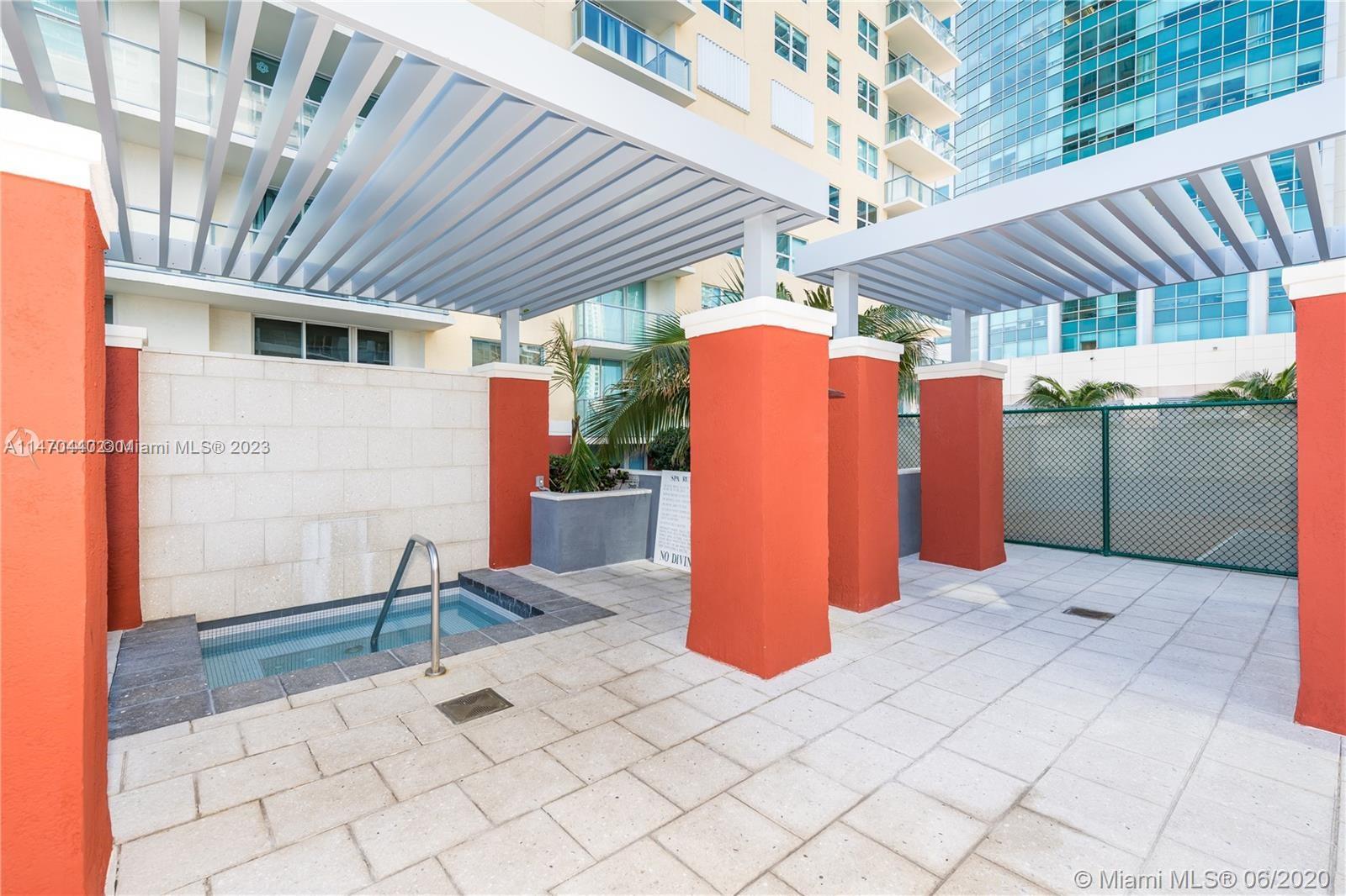 Photo 21 of 23 of 1155 Brickell Bay Dr 1605 condo