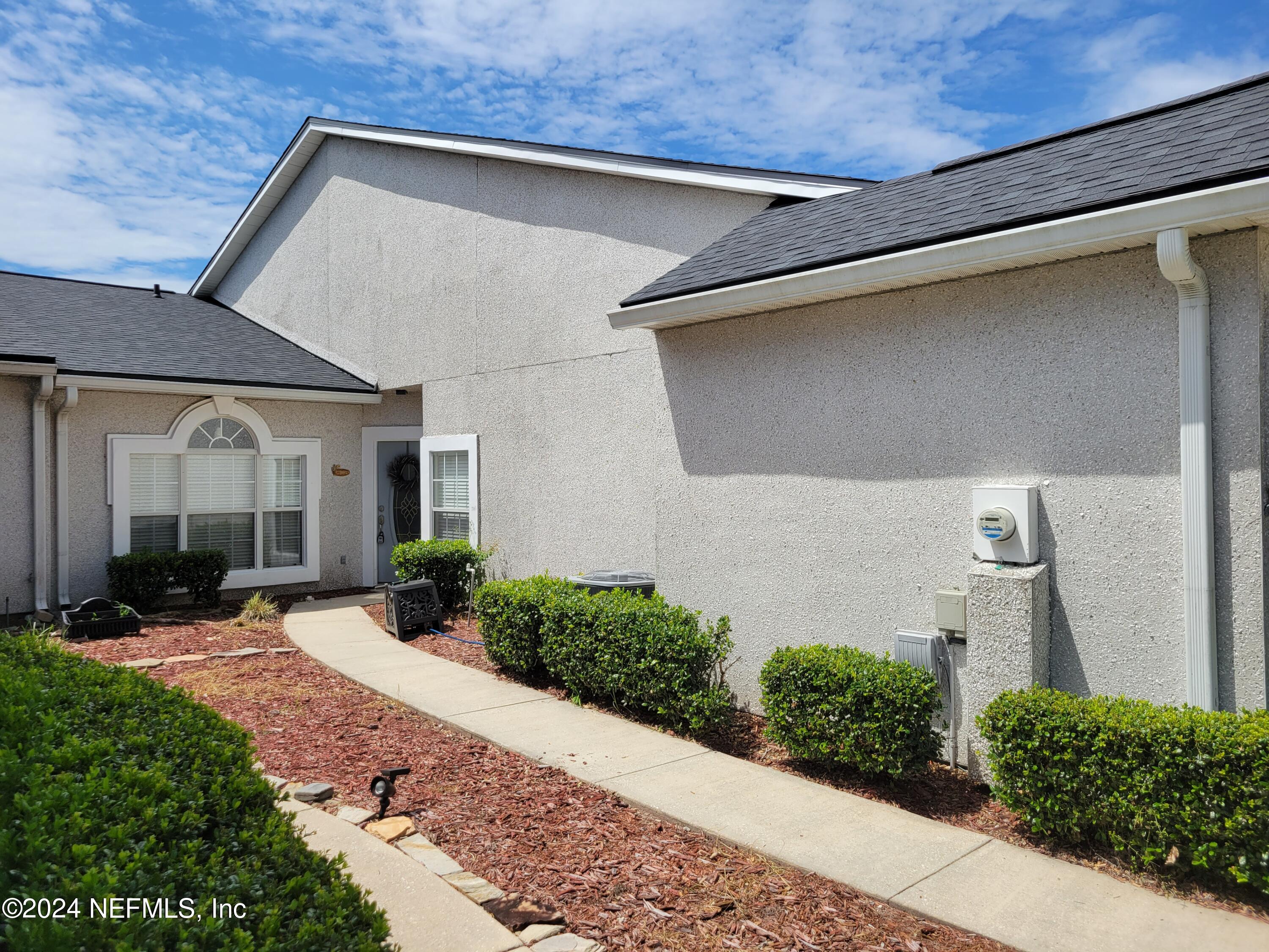 Photo 3 of 10 of 3134 RAVINES Road townhome