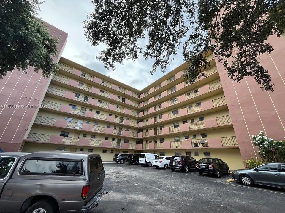 Photo 1 of 3 of 16410 Miami Dr 606 condo