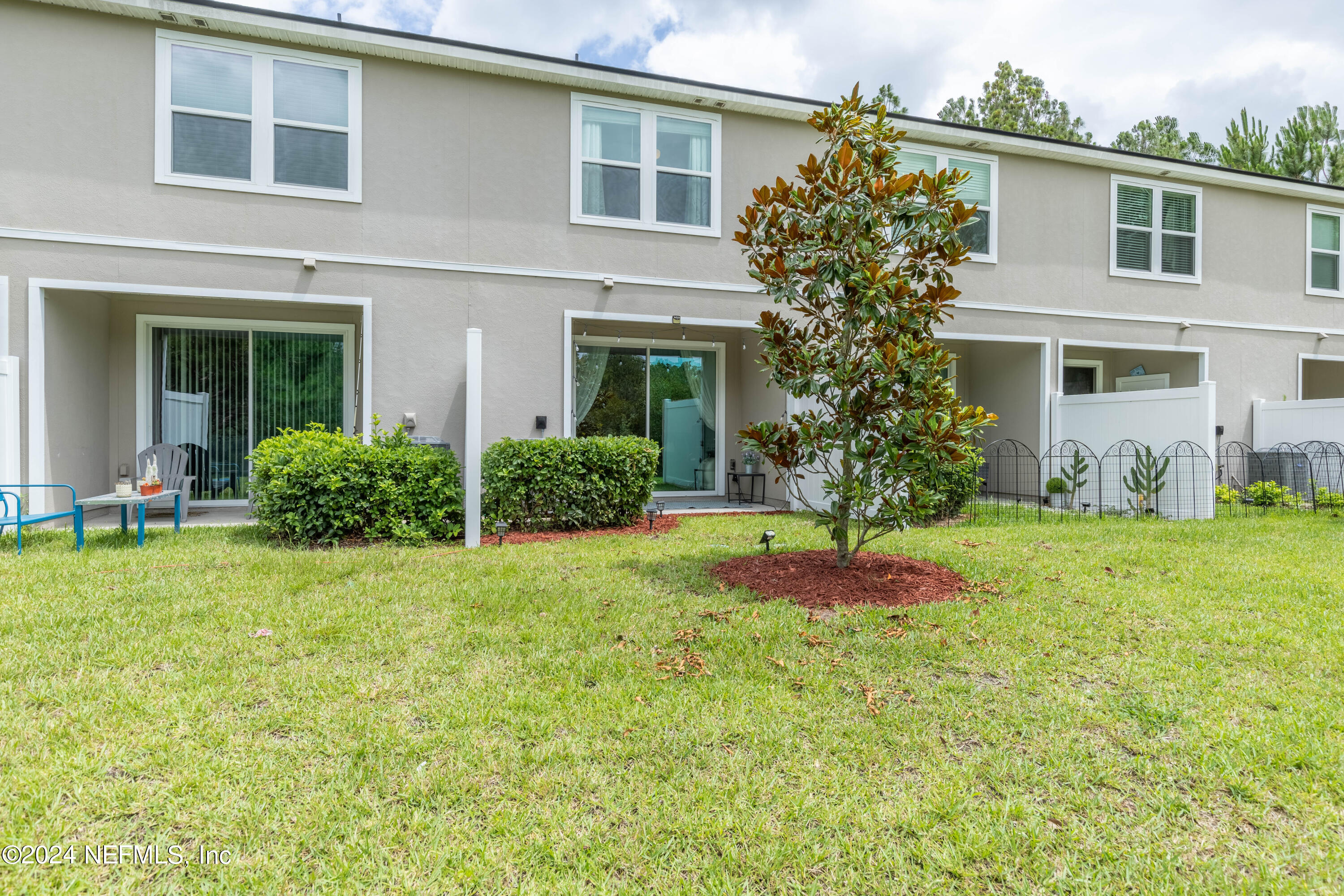 Photo 26 of 31 of 575 OAKLEAF PLANTATION Parkway 1606 townhome