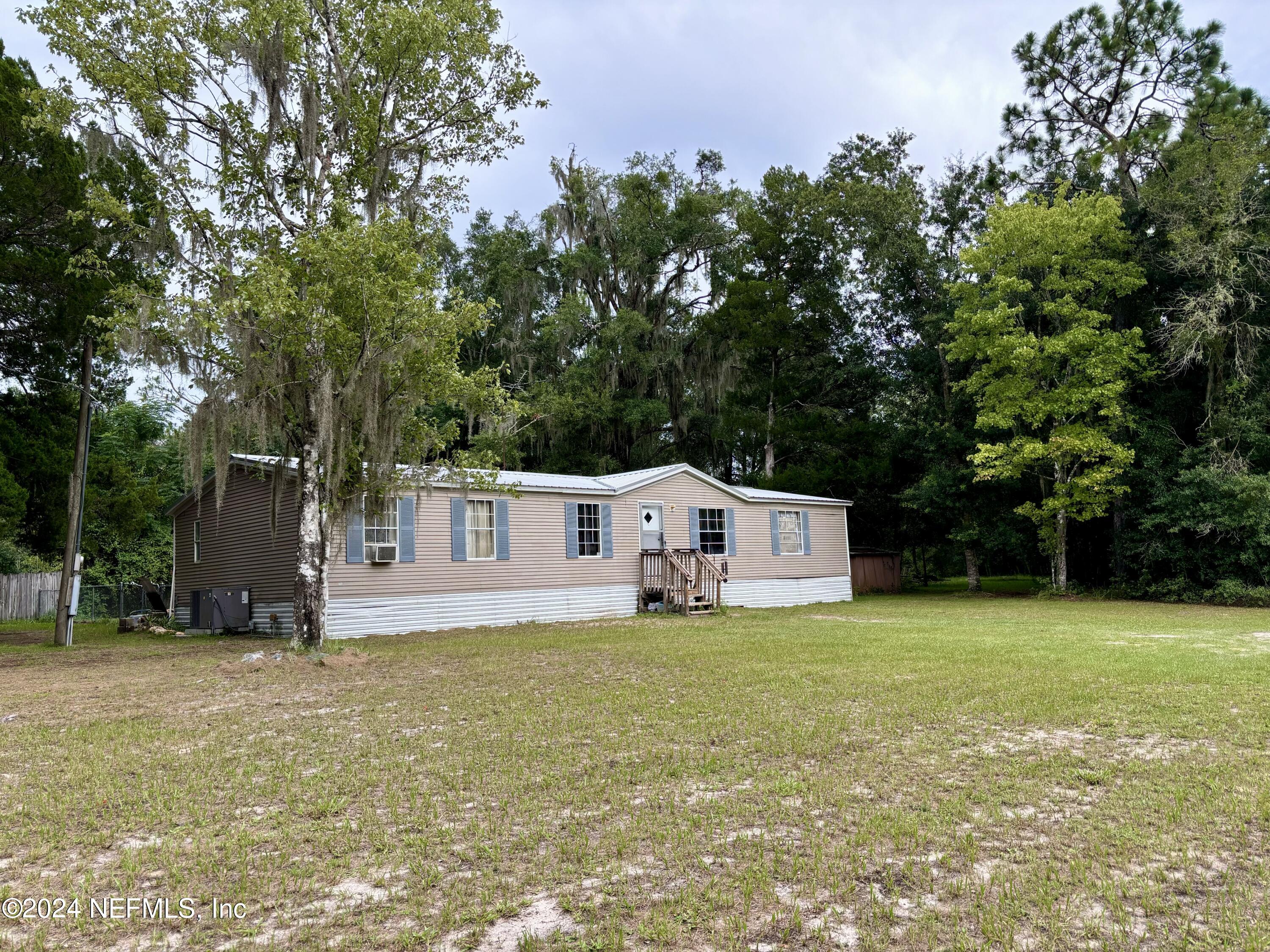 Photo 14 of 21 of 116 GARY Drive mobile home