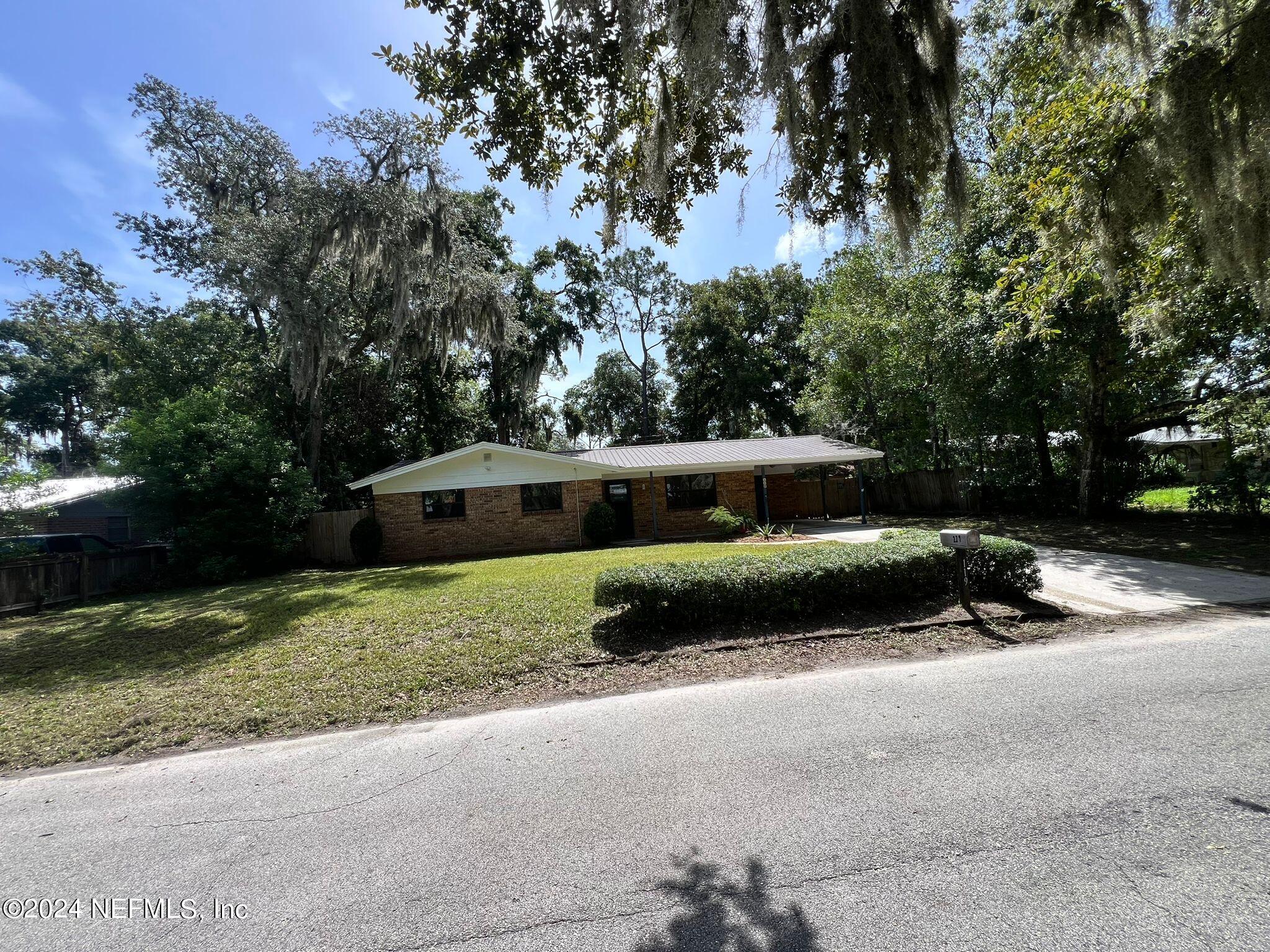 Photo 3 of 16 of 119 ARDEN Drive house