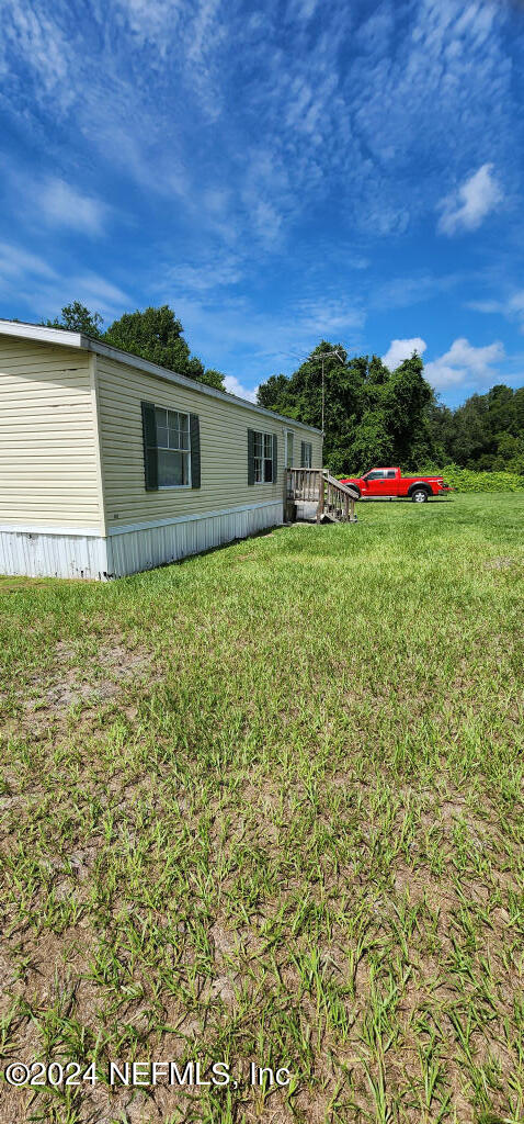 Photo 27 of 38 of 136 MOCCASIN CREEK Lane mobile home