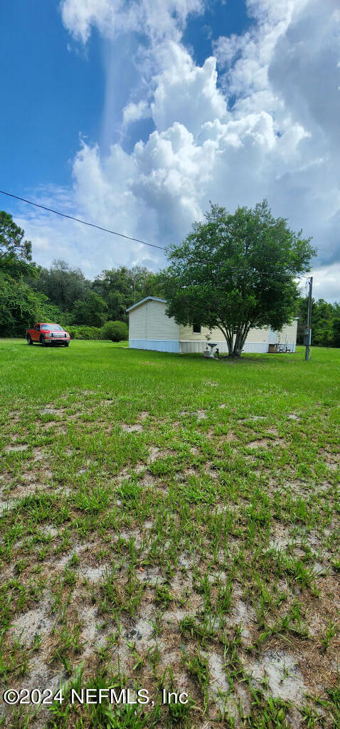 Photo 31 of 38 of 136 MOCCASIN CREEK Lane mobile home