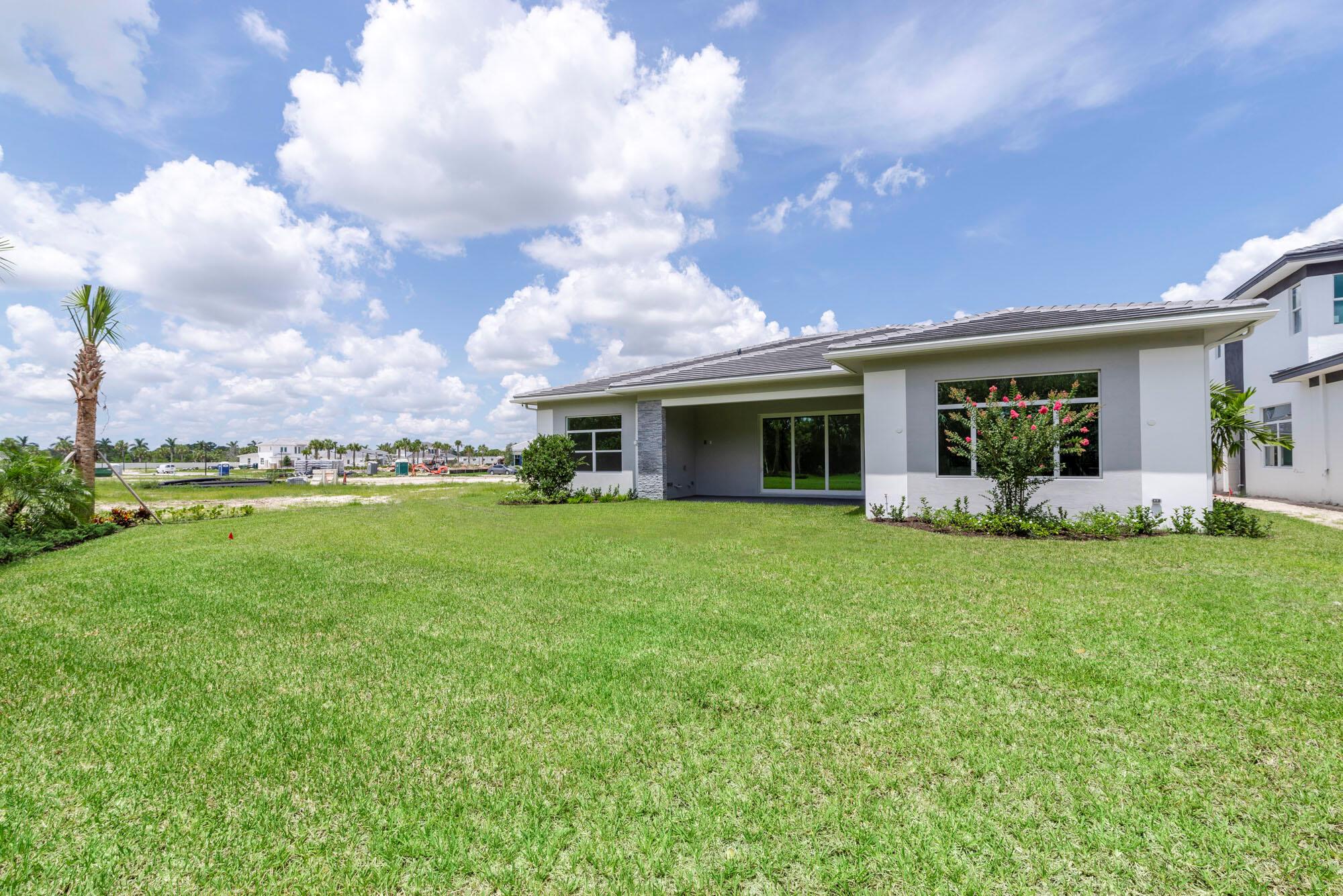 Photo 34 of 71 of 9204 Coral Isles Circle house