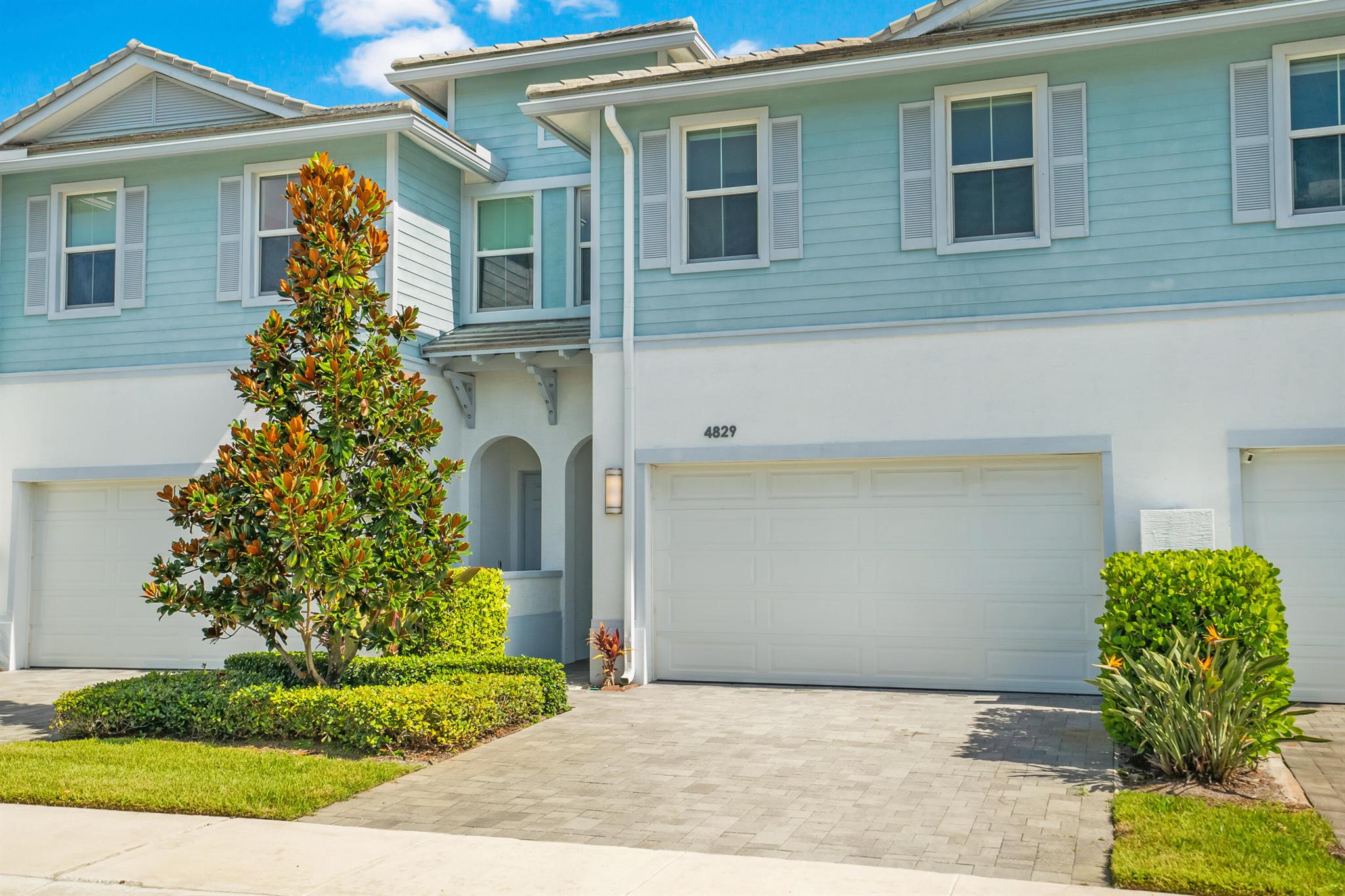 Photo 1 of 46 of 4829 Pointe Midtown Road townhome