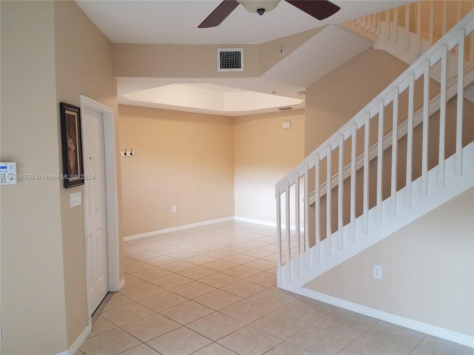 Photo 10 of 19 of listing 6001a37a-b9a7-4985-aaac-214273638c24 condo