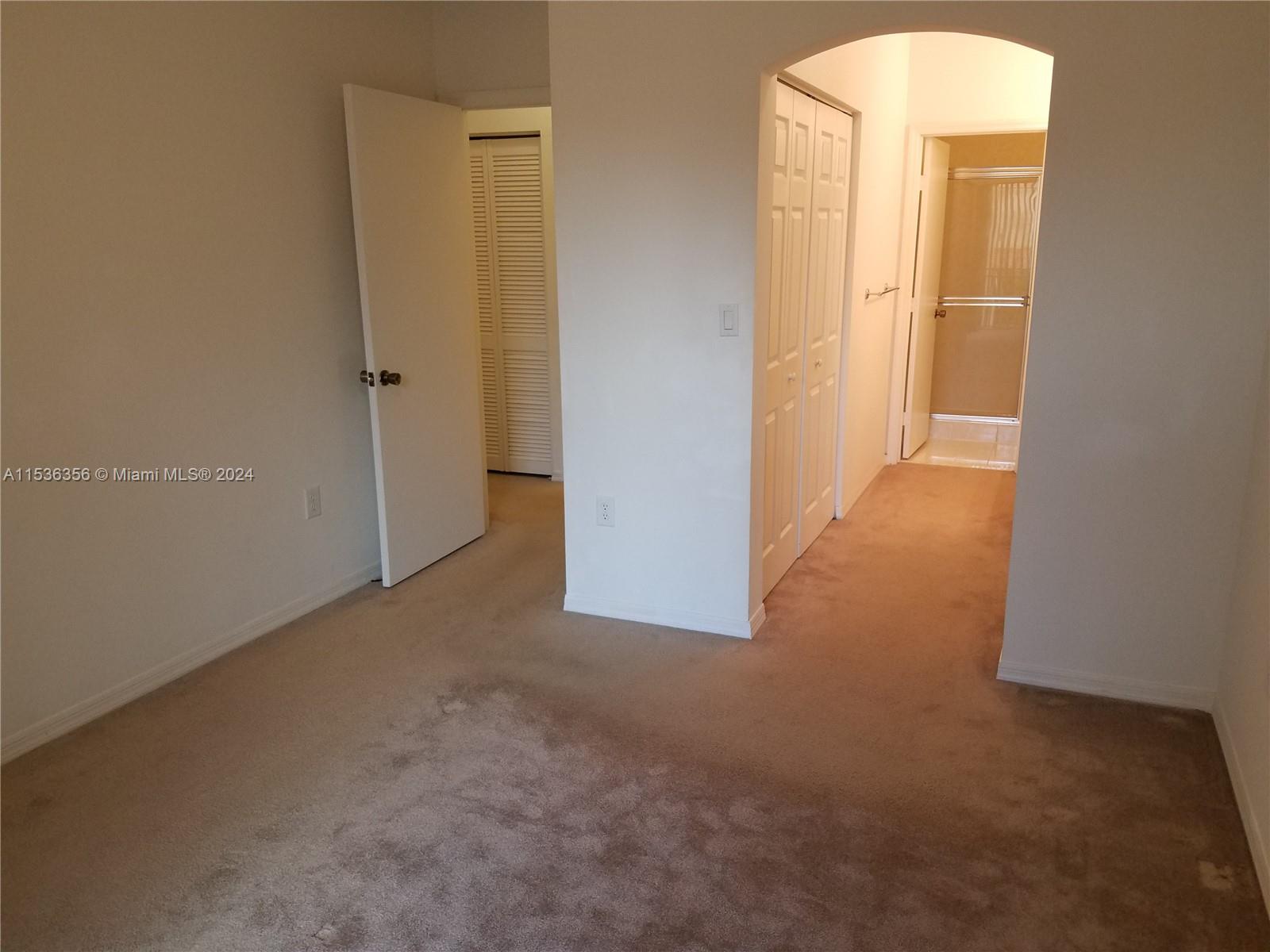 Photo 14 of 19 of listing 6001a37a-b9a7-4985-aaac-214273638c24 condo