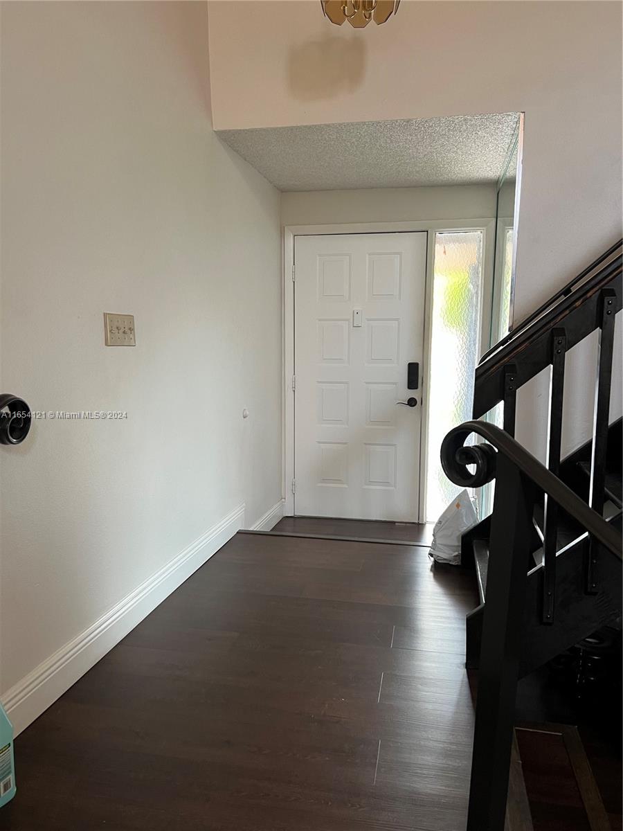 Photo 14 of 18 of listing 85402d93-e3e9-41c5-973d-63ad6c9dbe71 townhome