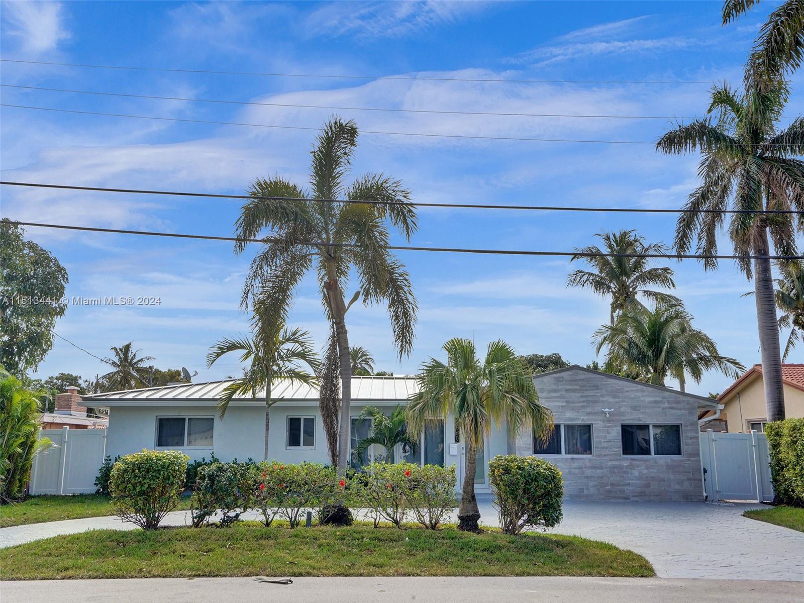 Photo 6 of 71 of 2560 SE 9th St house