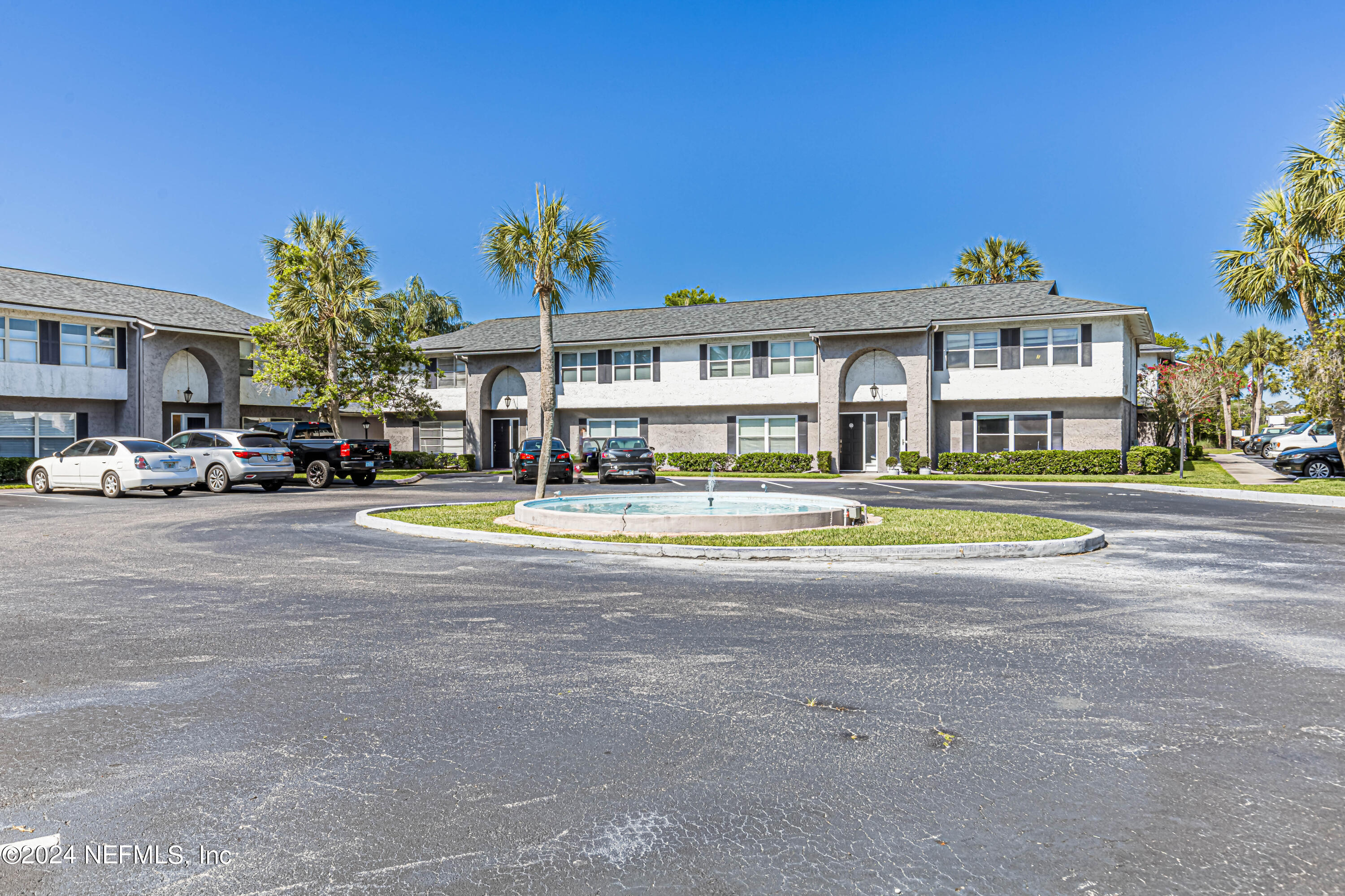 Photo 5 of 33 of 695 A1A N 141 townhome