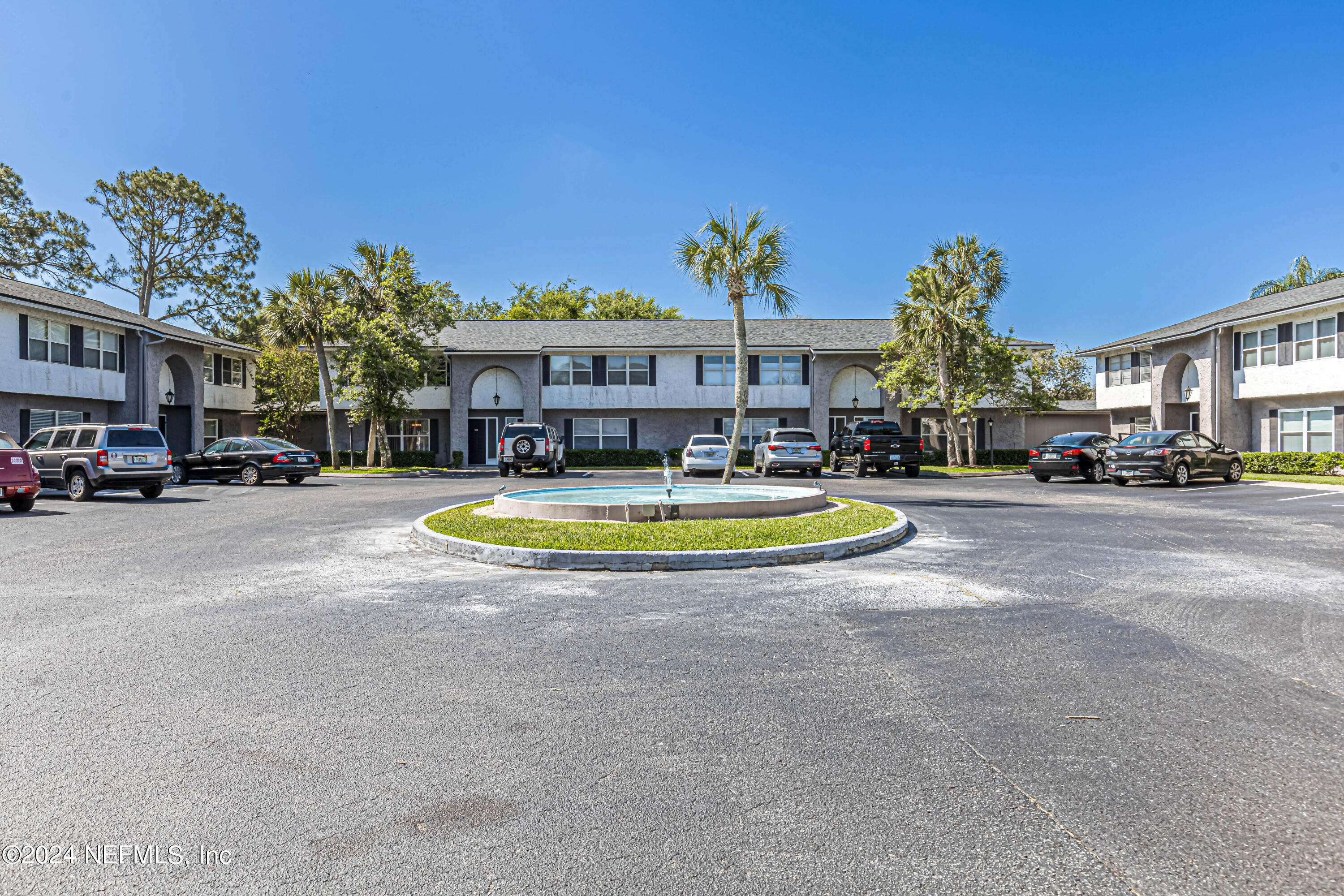 Photo 6 of 33 of 695 A1A N 141 townhome