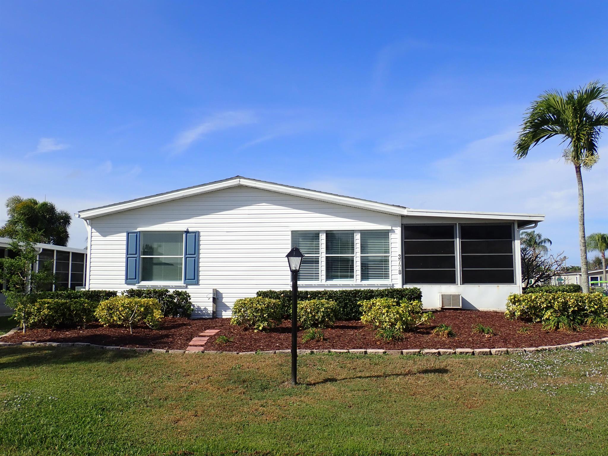 Photo 7 of 22 of 3728 Pebble Beach Lane mobile home