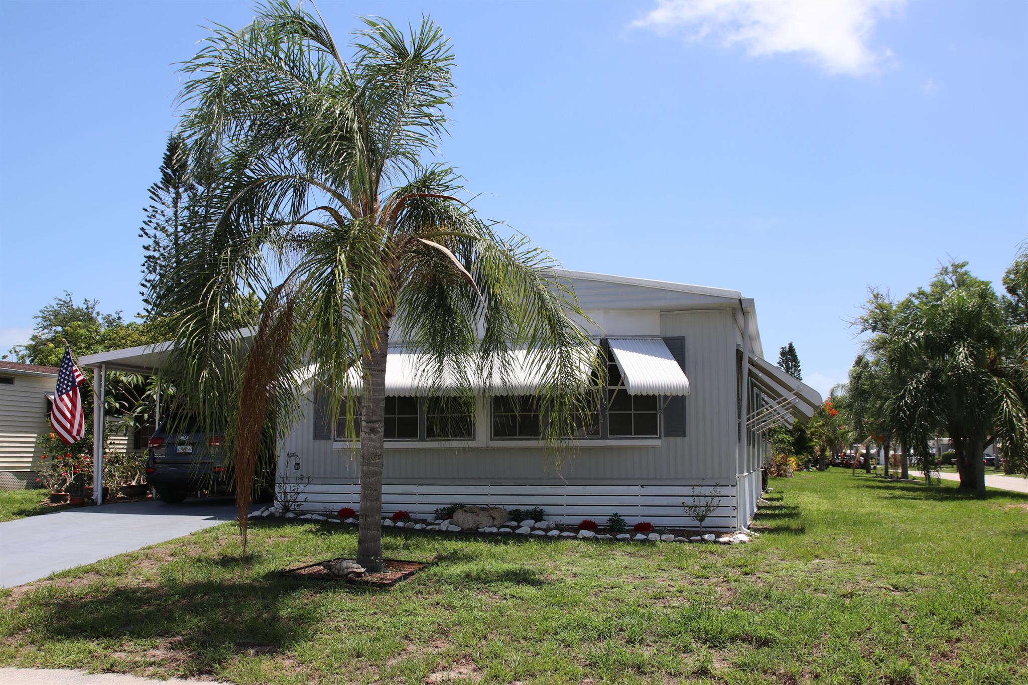 Photo 1 of 46 of 2 Toreador mobile home