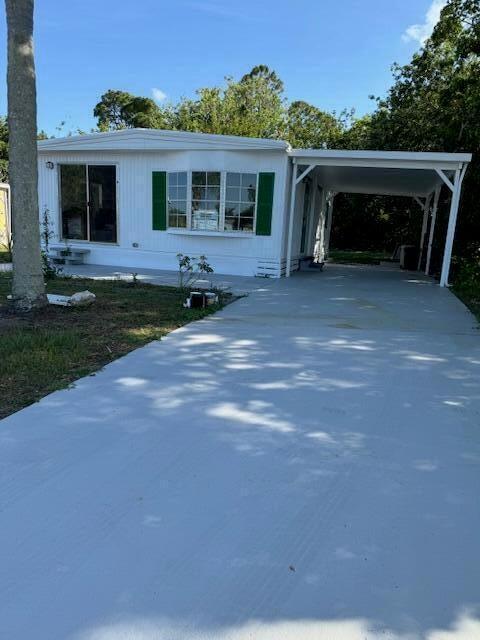 Photo 1 of 6 of 254 W Caribbean mobile home