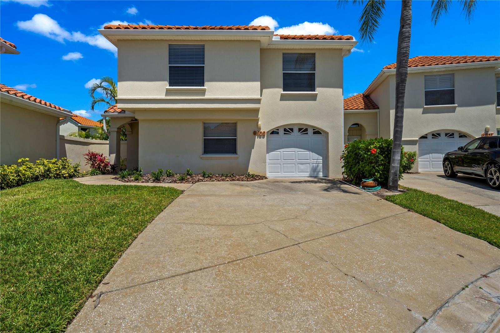 Photo 4 of 25 of 6109 MIRADA CIRCLE townhome