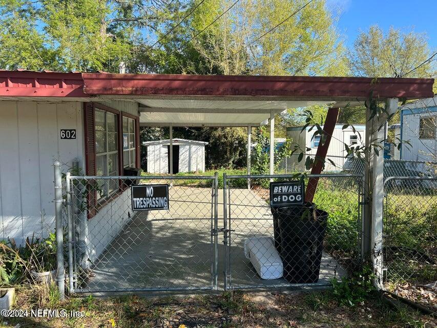 Photo 16 of 19 of 602 OSCEOLA Avenue mobile home