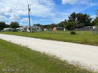 Photo 4 of 13 of 105 MOHAWK Street mobile home