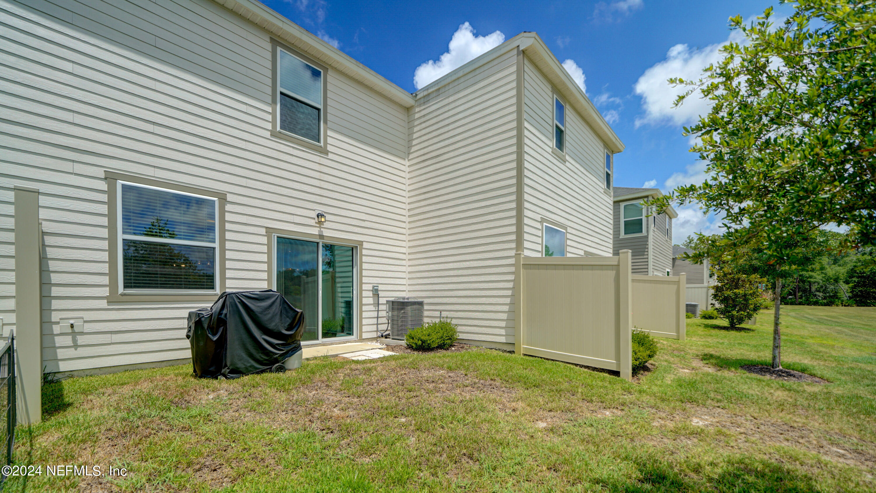 Photo 26 of 32 of 40 SILVER FERN Drive townhome