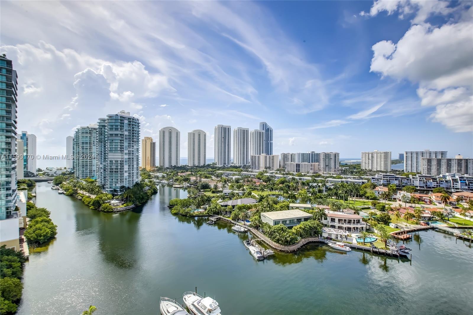 Photo 24 of 55 of 400 Sunny Isles Blvd 1622 condo