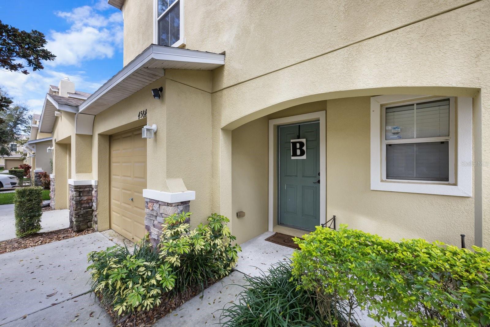 Photo 3 of 40 of 4564 LIMERICK DRIVE townhome