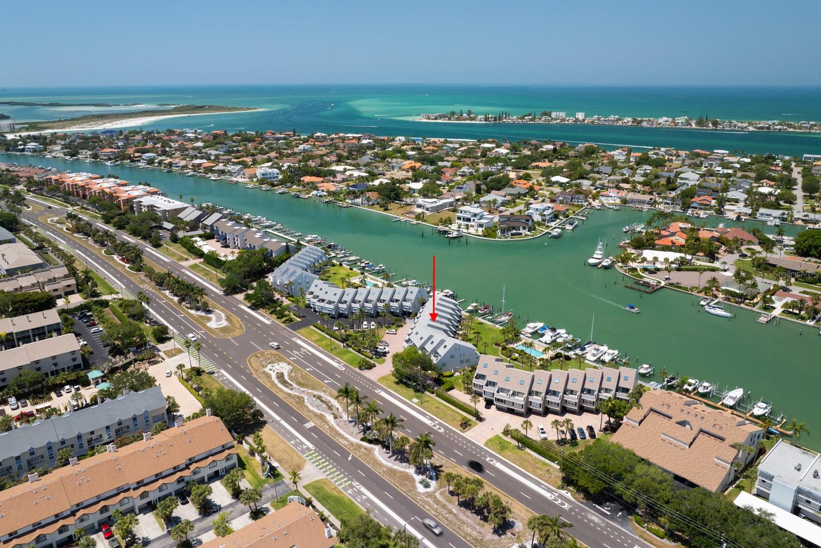 Photo 3 of 50 of 370 PINELLAS BAYWAY S E townhome