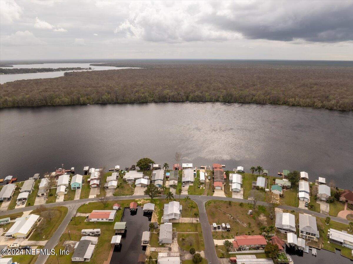 Photo 1 of 15 of 152 MOONLITE Drive mobile home