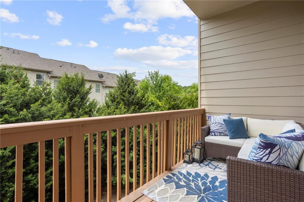 Photo 17 of 36 of 2024 Cobblestone Circle NE townhome