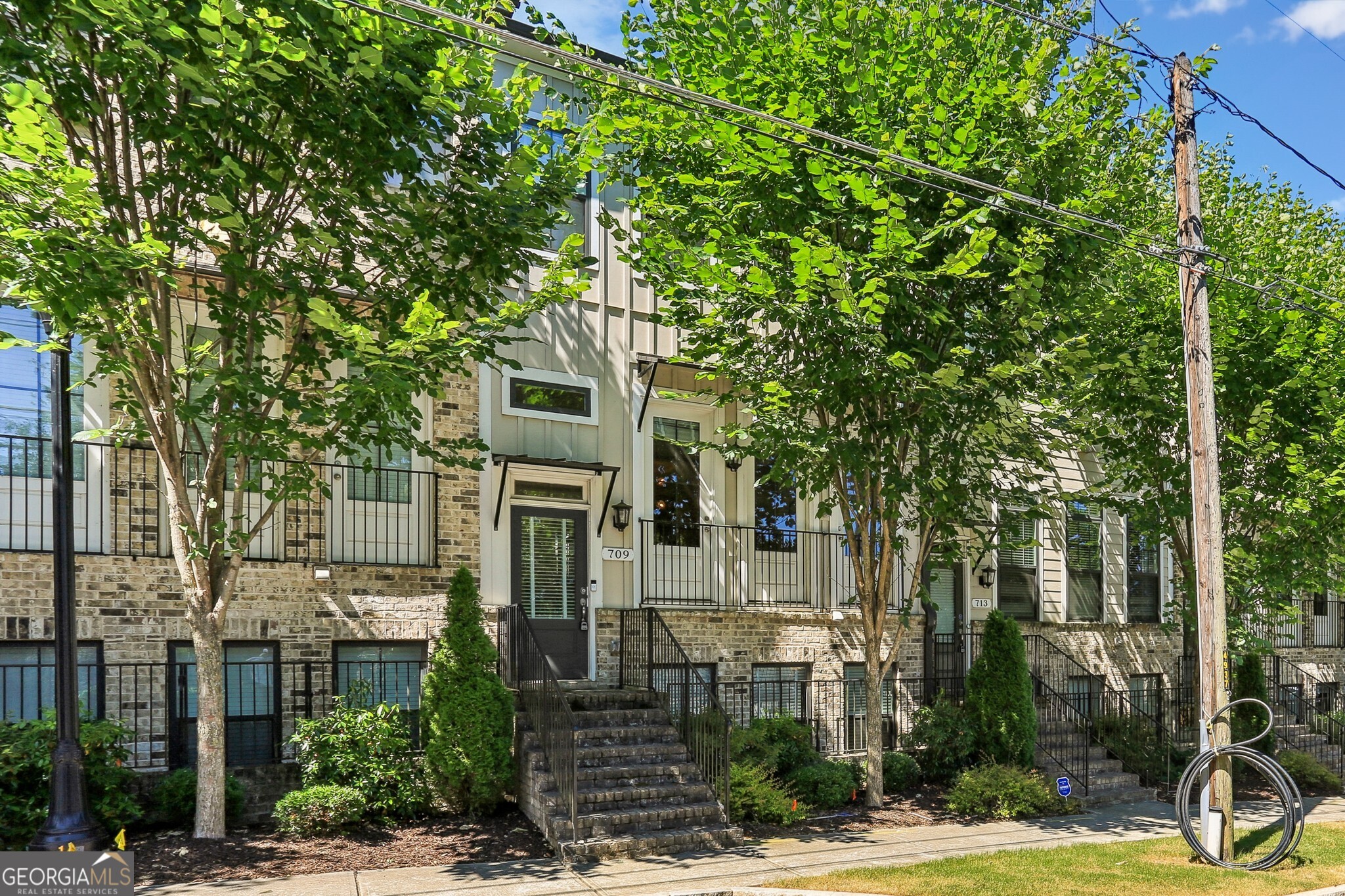 Photo 36 of 36 of 709 Bismark RD NE townhome