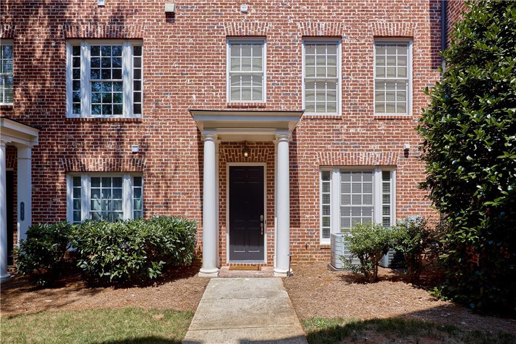 Photo 3 of 48 of 845 Lullwater Park Lane townhome