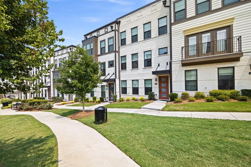 Photo 1 of 27 of 2130 Holtz Lane townhome