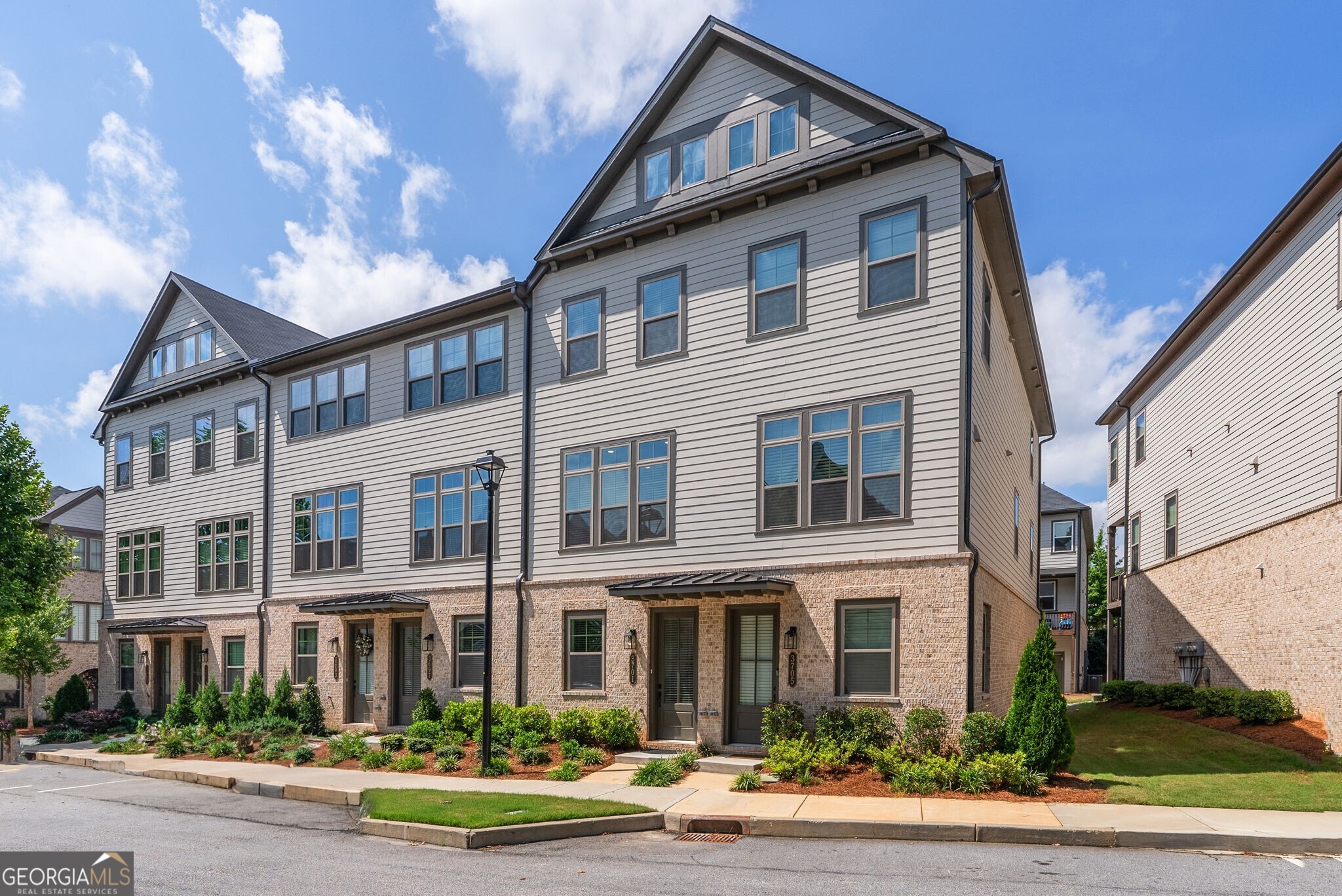 Photo 2 of 44 of 3701 Allegretto CIR townhome