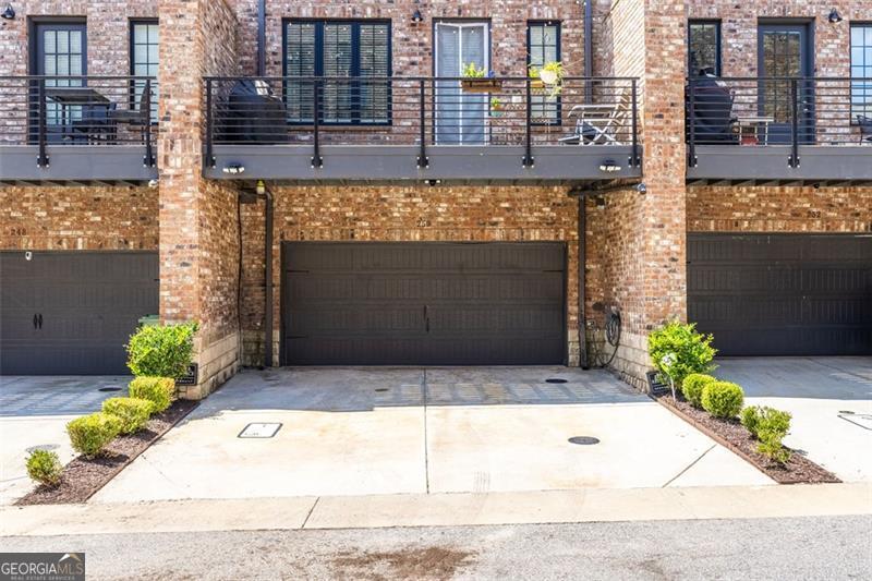 Photo 34 of 42 of 250 CASTLEBERRY STATION townhome