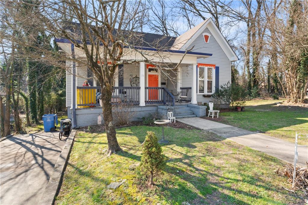 Photo 3 of 21 of 1176 Sells Avenue SW house