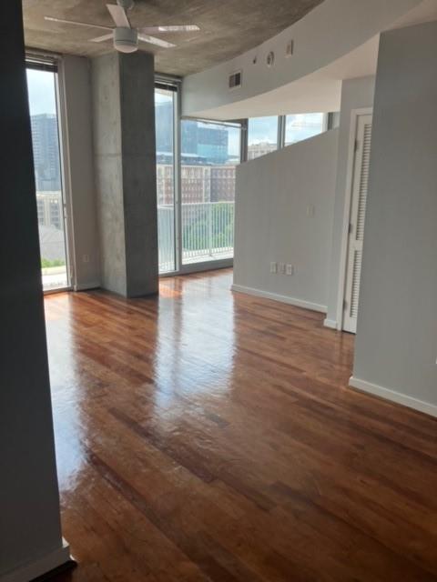 Photo 4 of 25 of 860 Peachtree Street NE 909 condo